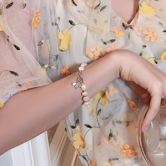 GOLICC Baroque Natural Freshwater Pearl Bracelet - Picture 8 of 10